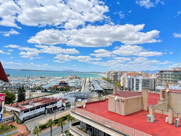 Venta de piso en Piso en Calle Fernando Pérez Ojeda, 17, Puerto, Santa Pola, Santa Pola
photo 1