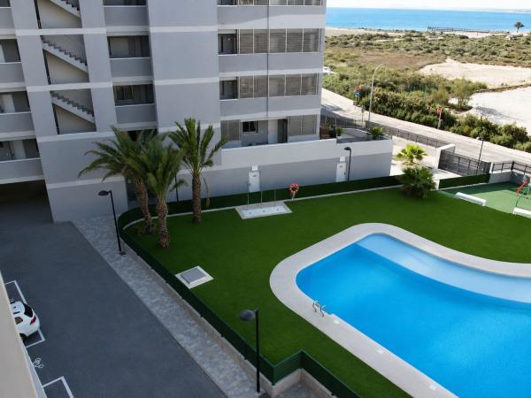 Venta de piso en Piso en Calle Elda, 228, Tamarit - Playa Lissa, Santa Pola, Santa Pola
photo 1