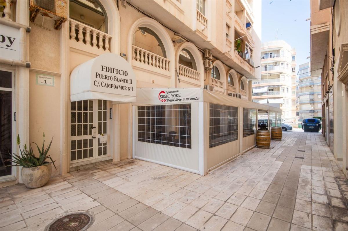 Venta de piso en Piso en Calle Campoamor, Playa Levante, Santa Pola, Santa Pola
photo 3