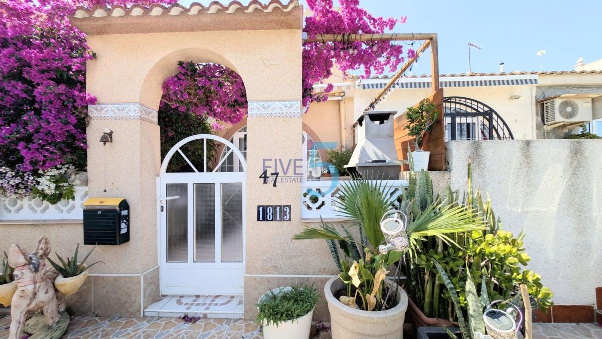 Venta de piso en Piso en La Siesta - El Salado - Torreta, Torrevieja, Torrevieja
photo 5