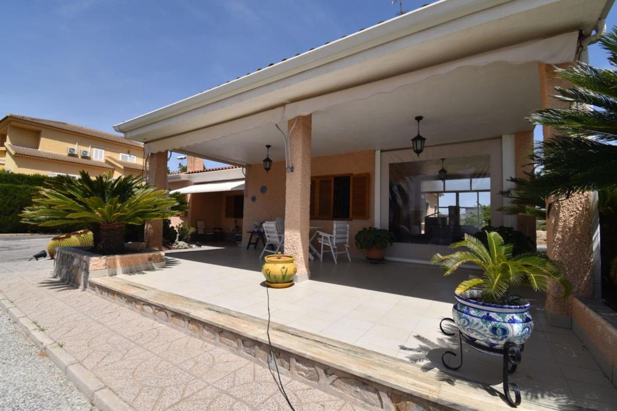 Properties for sale and rent in Spain photo 5