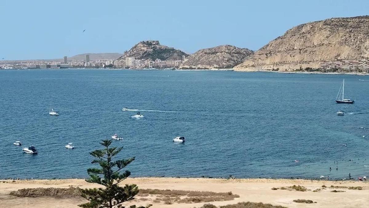 Sprzedaż mieszkania w Piso en Cabo de las Huertas, Alicante / Alacant, Alicante / Alacant
photo 2