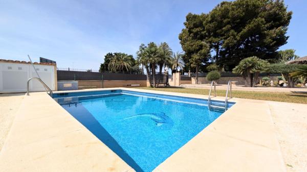 Casa o chalet independiente en Calle Siprerets, Zona norte, Santa Pola photo 2