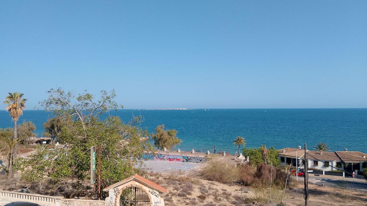Venta de piso en Piso en Avenida Oscar Espla, 1, Calas de Santa Pola este, Santa Pola, Santa Pola
photo 2