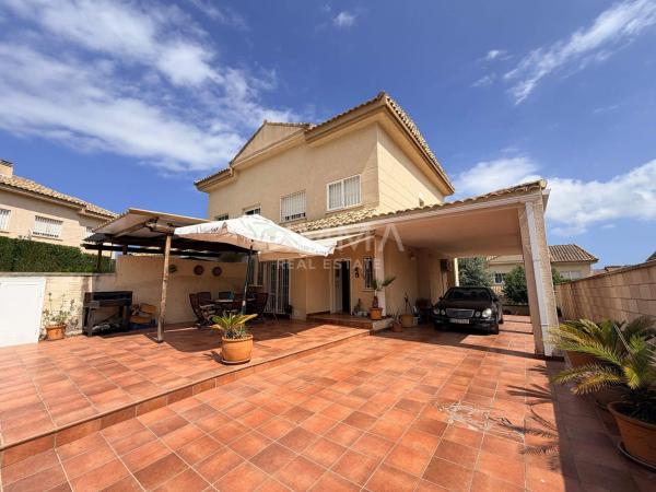 Chalet adosado en Coloma, La Nucia photo 1