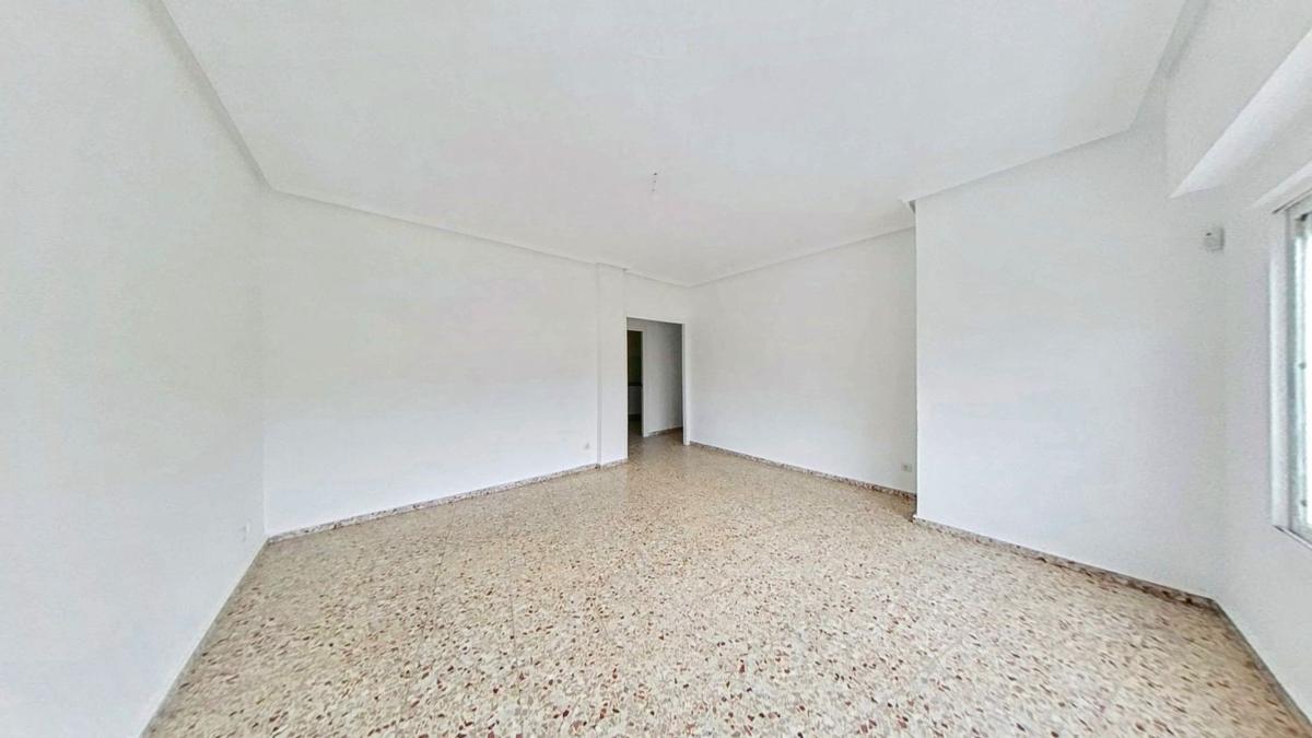 Venta de piso en Piso en Plaza Crevillente-Juzgados, Elche / Elx, Elche / Elx
photo 1