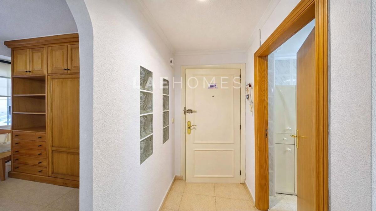 Sale of apartment in Piso en Avenida Jaime I el Conquistador, Playa Muchavista, El Campello, El Campello
 photo 3