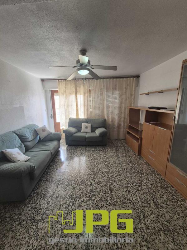 Sale of apartment in Piso en Campello Pueblo, El Campello, El Campello
 photo 2