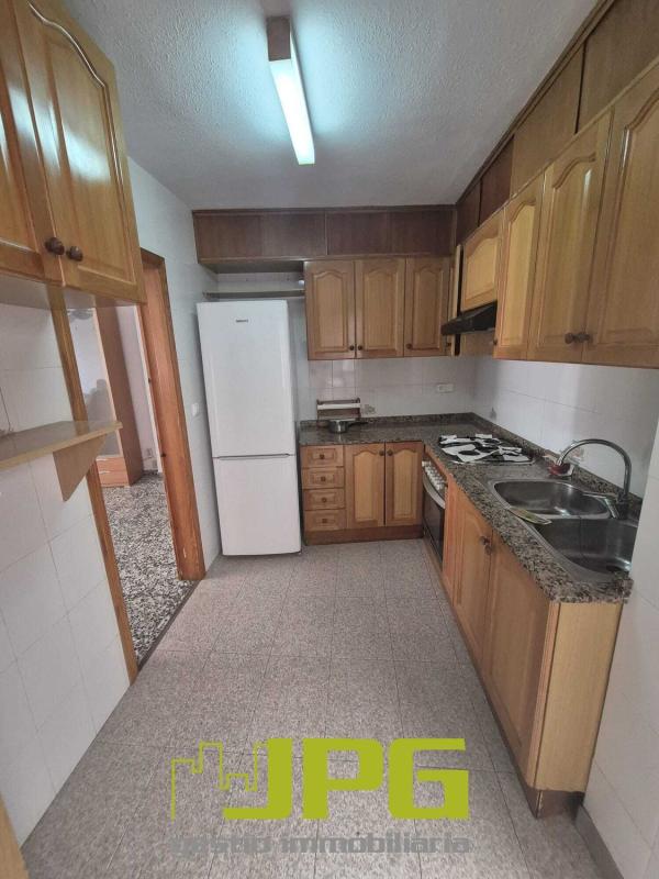 Sale of apartment in Piso en Campello Pueblo, El Campello, El Campello
 photo 5