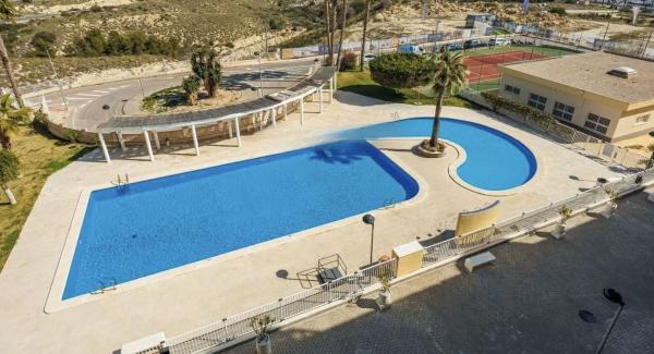 Sale of flat in Piso en Calle d'Oriola, Pueblo Acantilado - Lanuza, El Campello, El Campello
photo 1