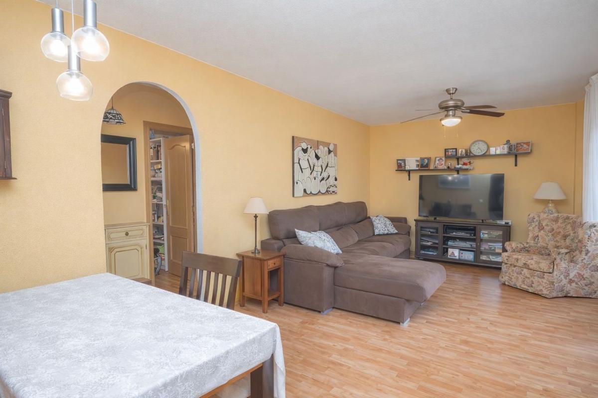 Venta de piso en Piso en Calle de Gabriel Miro, Campello Playa, El Campello, El Campello
 photo 3
