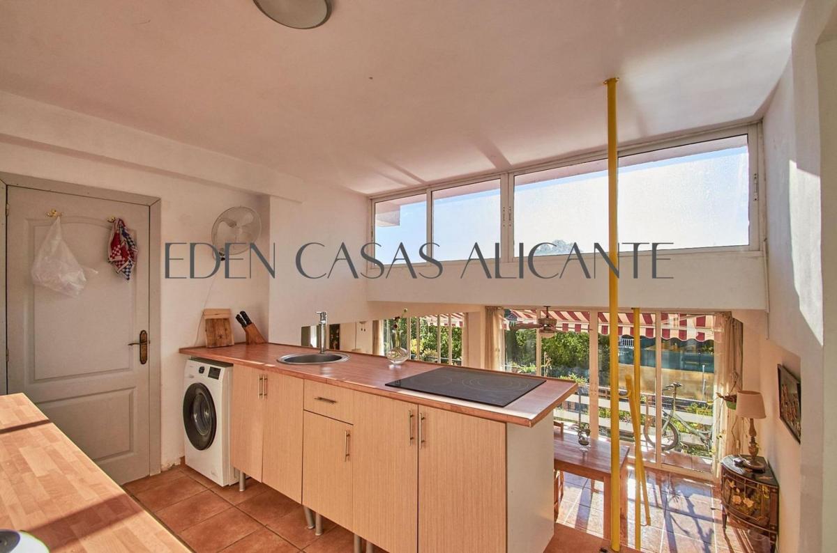Sale of apartment in Piso en Avenida Central, Pueblo Español - Coveta Fumá, El Campello, El Campello
 photo 2