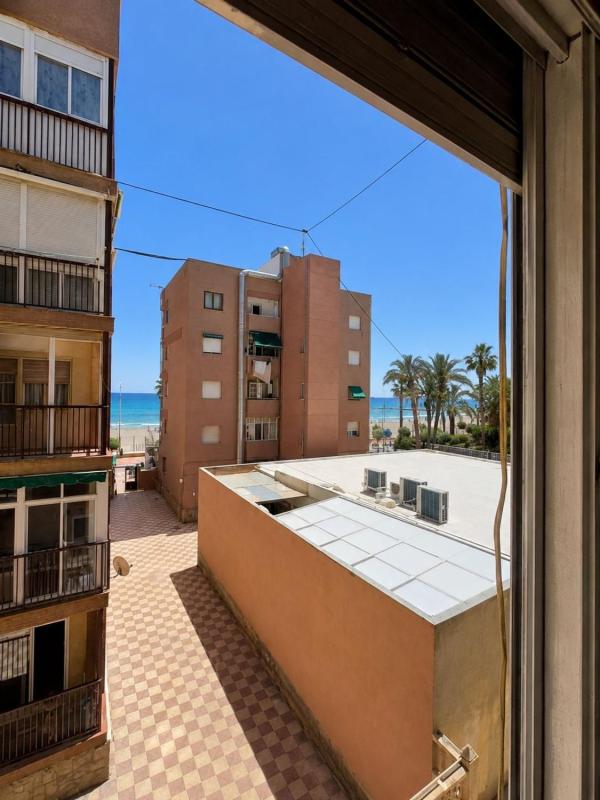 Venta de piso en Piso en Calle Sant Bartomeu, 20, Campello Playa, El Campello, El Campello
photo 2