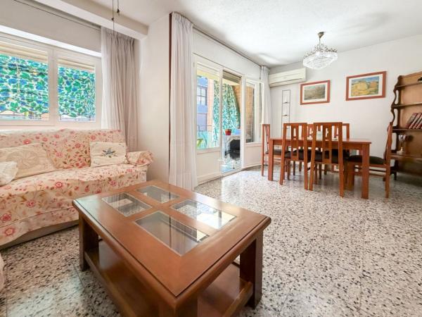 Sale of flat in Piso en Calle del Vicari Samuel Riquelme, Campello Pueblo, El Campello, El Campello
 photo 2