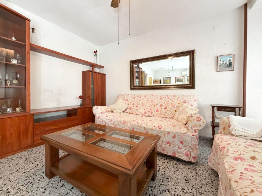 Sale of apartment in Piso en Calle del Vicari Samuel Riquelme, Campello Pueblo, El Campello, El Campello
photo 3