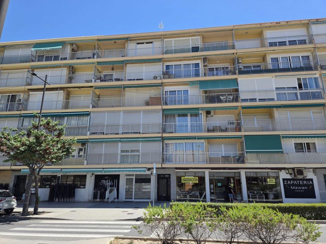 Продажа квартиры на Piso en Calle Sant Bartomeu, Campello Playa, El Campello, Эль Кампельо
photo 3