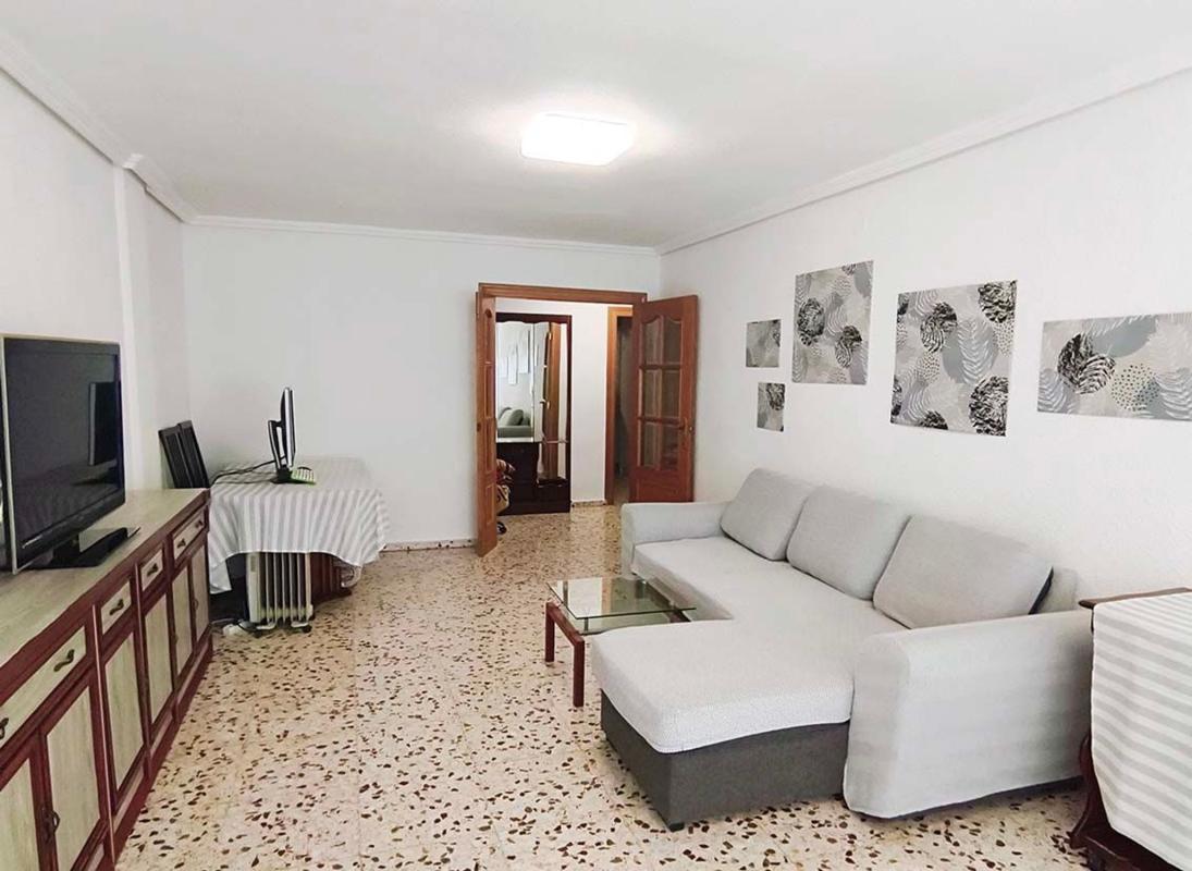 Sale of apartment in Piso en Calle de Fra Juan Tensa, 54, Campello Pueblo, El Campello, El Campello
photo 2
