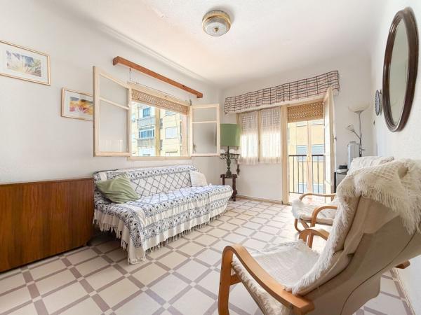 Sale of flat in Piso en Calle de Sant Vicent, Campello Playa, El Campello, El Campello
photo 1