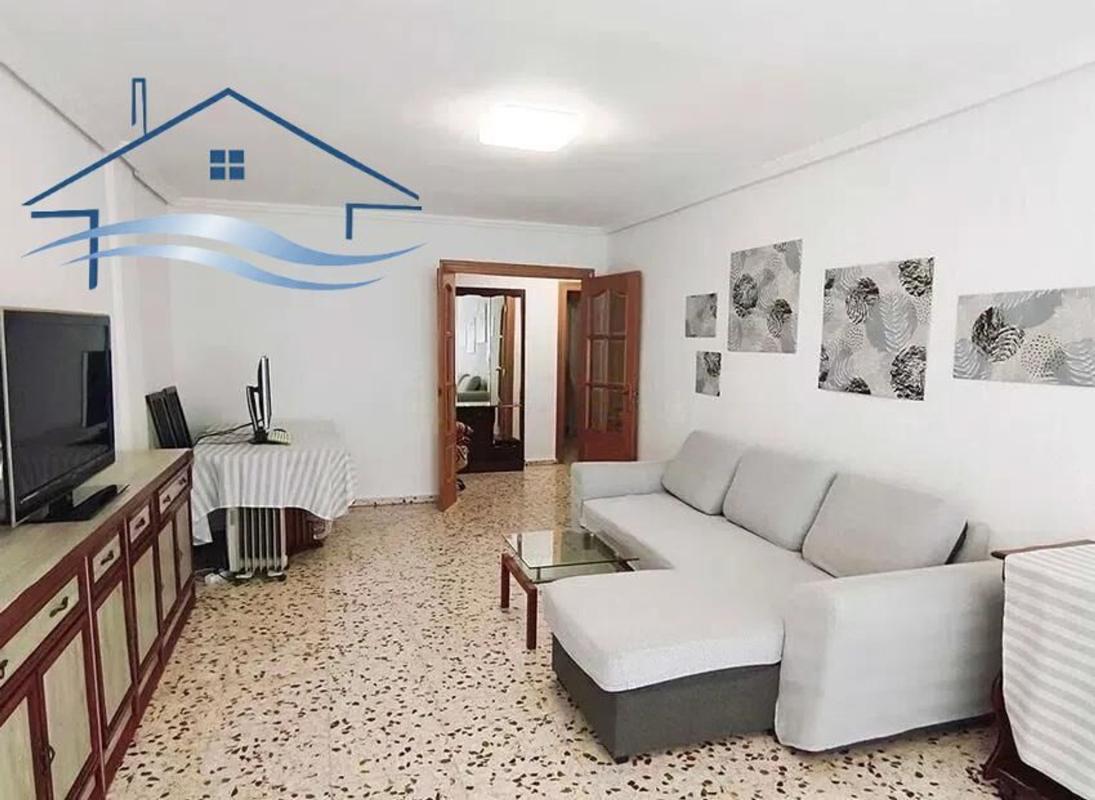 Sale of apartment in Piso en Calle de Fra Juan Tensa, Campello Pueblo, El Campello, El Campello
photo 1