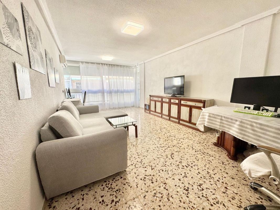 Sale of apartment in Piso en Campello Pueblo, El Campello, El Campello
 photo 3