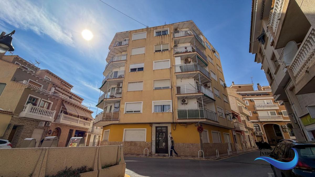Продажа квартиры на Piso en Calle Sant Pere, Campello Playa, El Campello, Эль Кампельо
photo 1