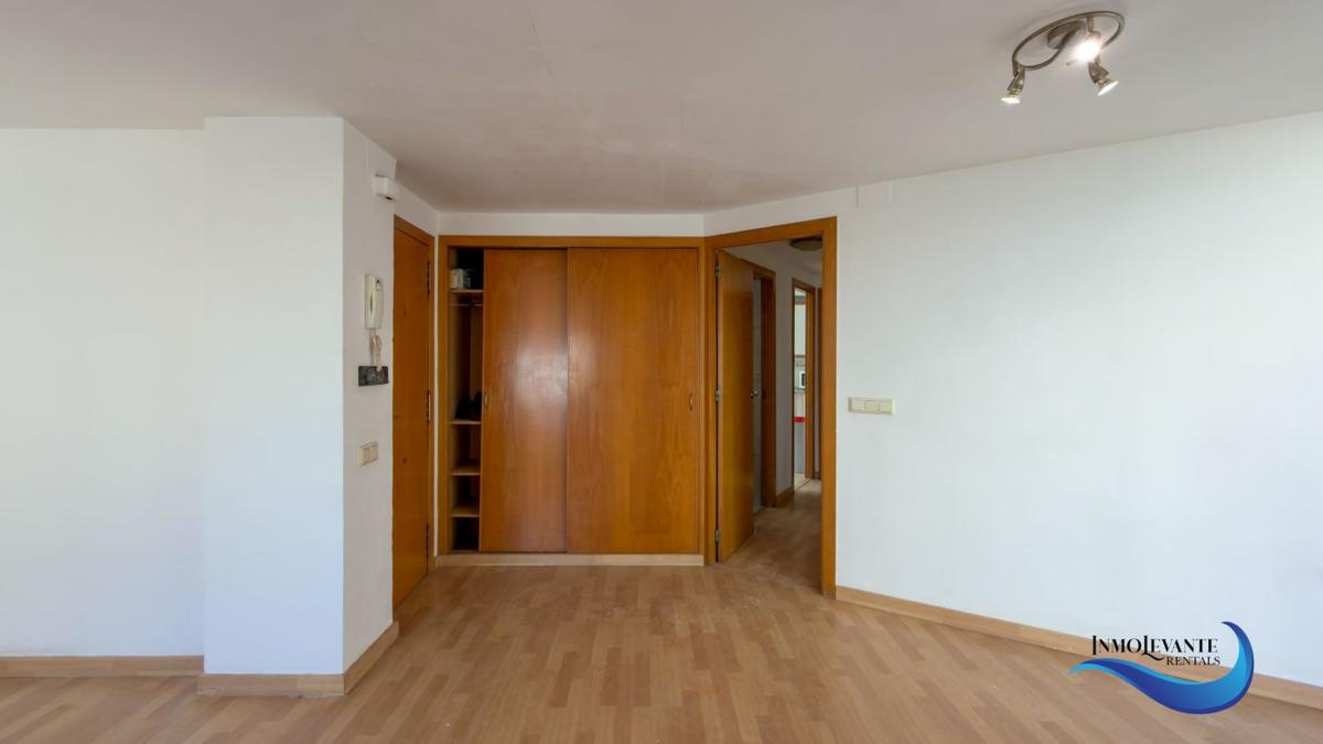 Продажа квартиры на Piso en Calle Sant Pere, Campello Playa, El Campello, Эль Кампельо
photo 3