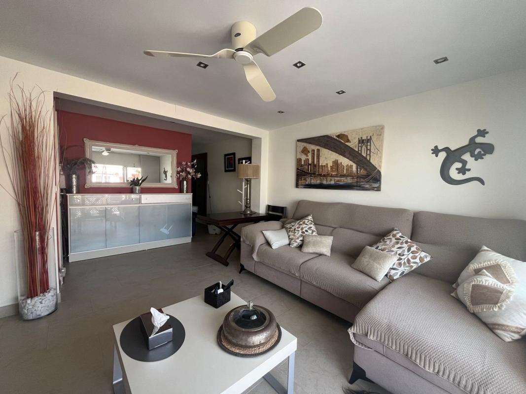 Venta de piso en Piso en CL Sant Pere, 78, Campello Playa, El Campello, El Campello
photo 1