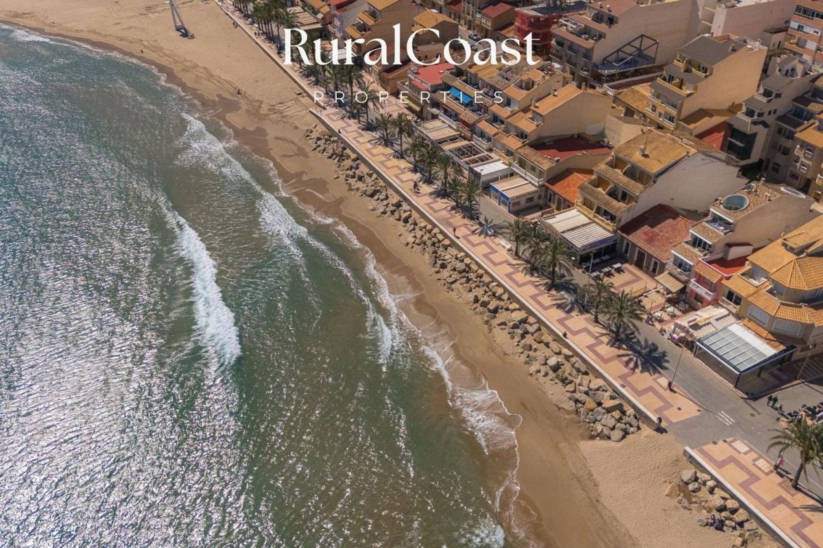 Продажа квартиры на Piso en Calle Sant Pere, Campello Playa, El Campello, Эль Кампельо
 photo 4
