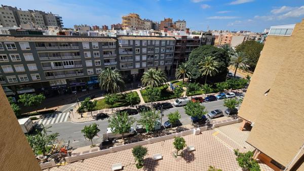 Sale of flat in Piso en Avenida del Carrer de la Mar, Campello Playa, El Campello, El Campello
 photo 1