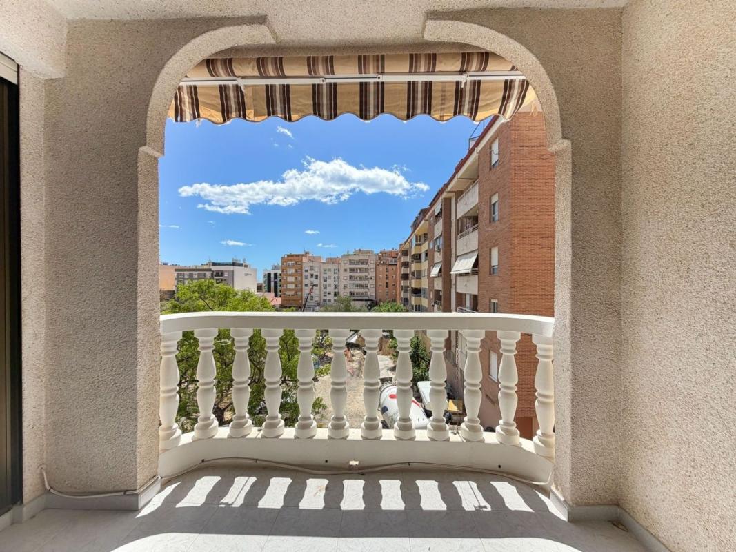 Venta de piso en Piso en Calle de Gabriel Miro, Campello Playa, El Campello, El Campello
photo 1