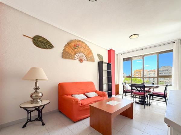 Sale of flat in Piso en Calle de Gabriel Miro, Campello Playa, El Campello, El Campello
 photo 2