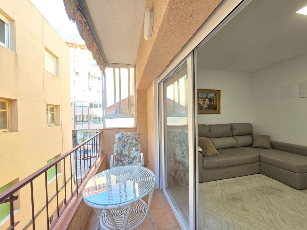 Venta de piso en Piso en Calle Sant Bartomeu, Campello Playa, El Campello, El Campello
photo 3