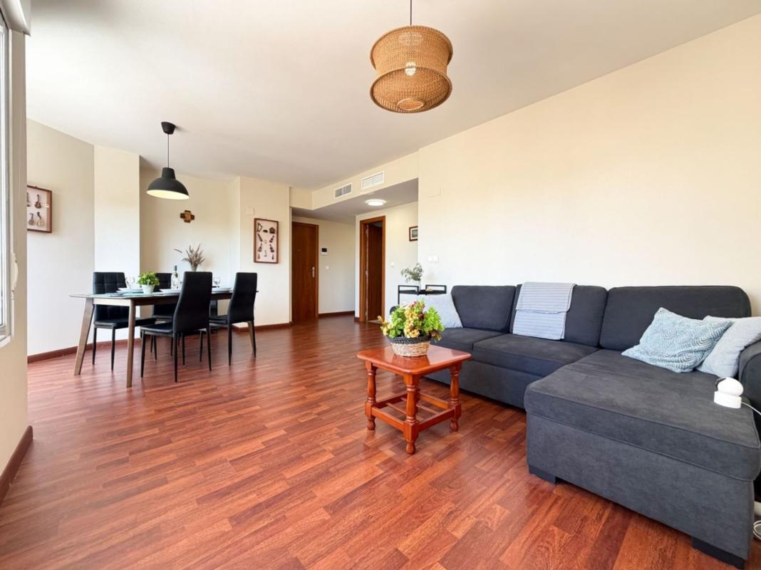 Продажа квартиры на Piso en Calle l'Alcalde José Carratala Baeza, Campello Pueblo, El Campello, Эль Кампельо
photo 1