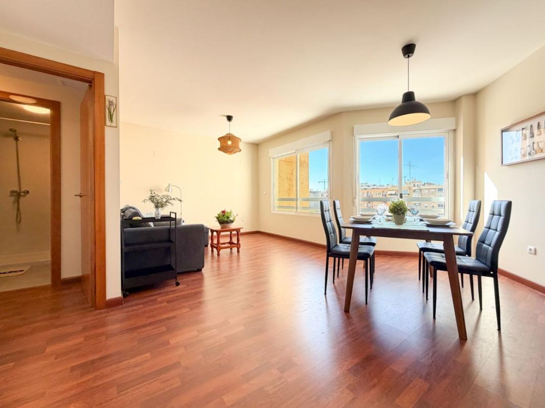 Продажа квартиры на Piso en Calle l'Alcalde José Carratala Baeza, Campello Pueblo, El Campello, Эль Кампельо
photo 3