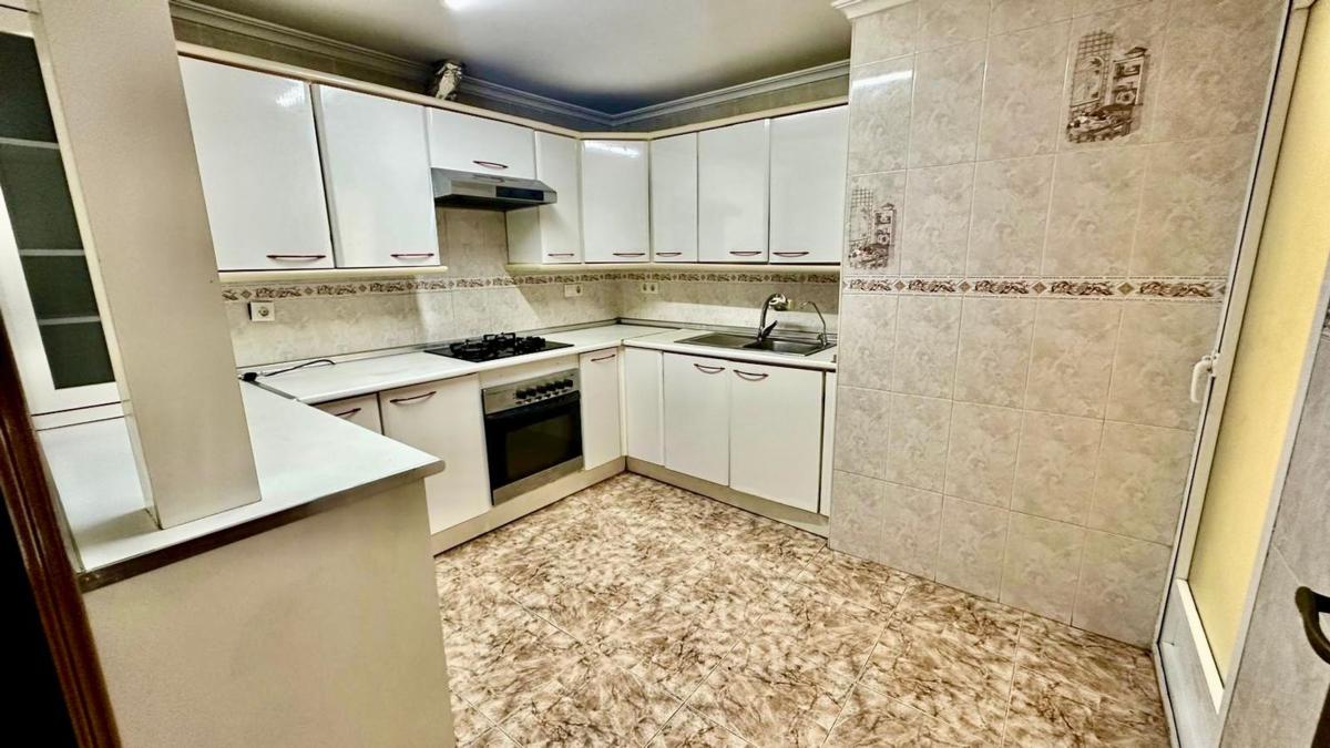 Sale of apartment in Piso en Avenida de la Generalitat, Campello Pueblo, El Campello, El Campello
photo 4