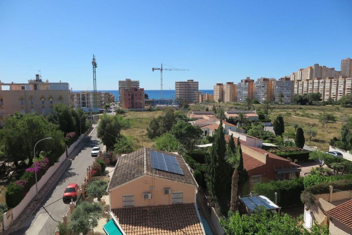 Sale of apartment in Piso en Playa Muchavista, El Campello, El Campello
photo 5