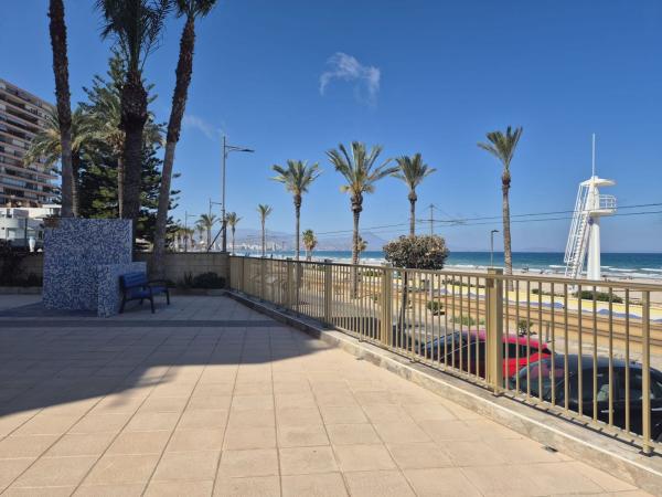 Sale of flat in Piso en Avenida Jaime I el Conquistador, Playa Muchavista, El Campello, El Campello
thumbnail 2