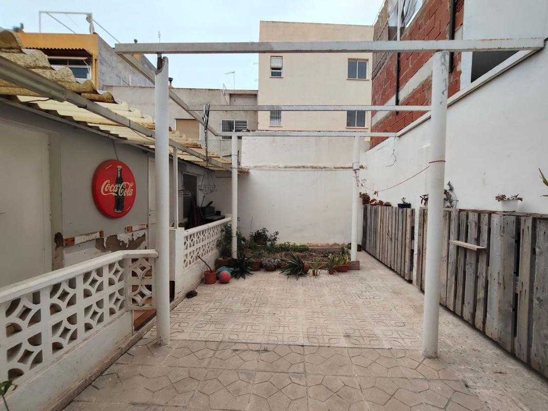 Properties for sale and rent in Spain photo 3