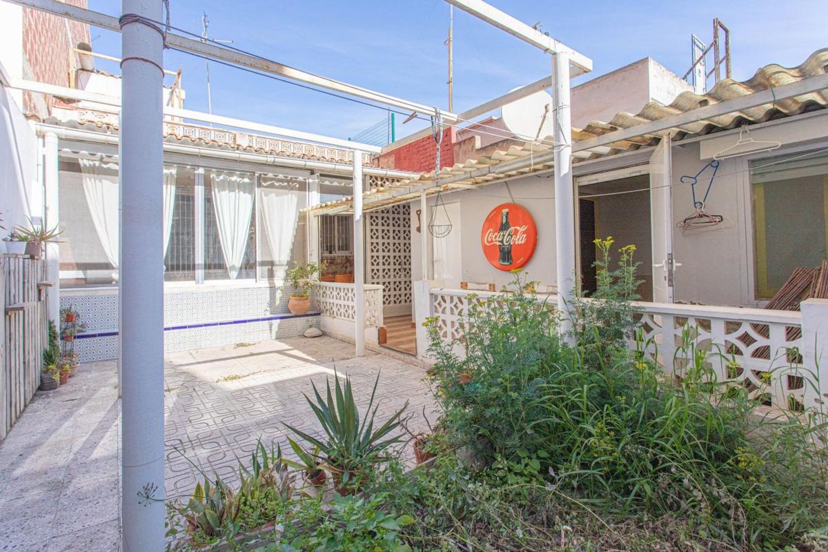 Properties for sale and rent in Spain photo 1