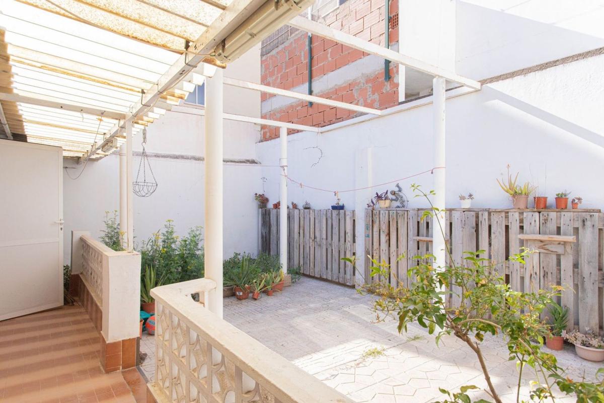 Properties for sale and rent in Spain photo 4