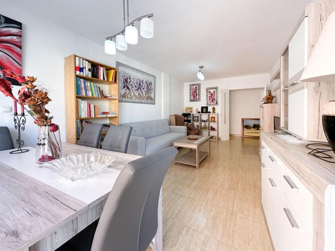 Продажа квартиры на Piso en Calle Doctor Brotons Poveda, Campello Pueblo, El Campello, Эль Кампельо
photo 1