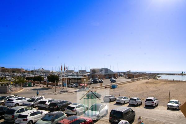 Sale of flat in Piso en CL Currican Del, Campello Playa, El Campello, El Campello
photo 1