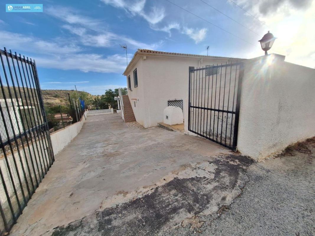 Properties for sale and rent in Spain photo 4