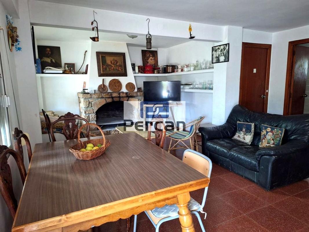 Properties for sale and rent in Spain photo 4