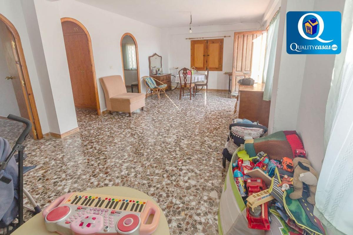 Propiedades en venta y alquiler en España photo 5