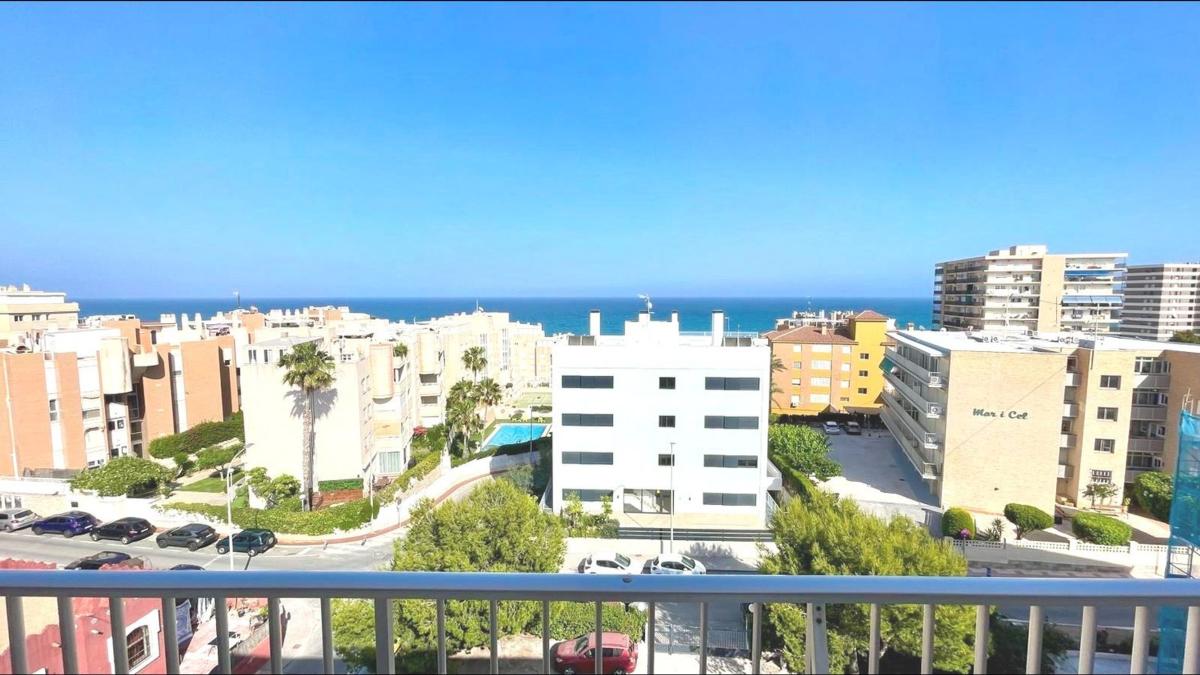 Sale of apartment in Piso en Calle de Sorolla, Playa Muchavista, El Campello, El Campello
 photo 5