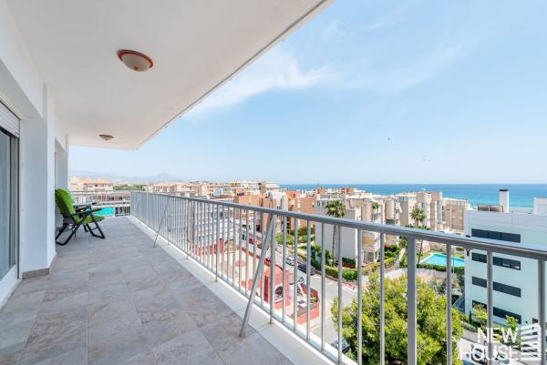 Sale of flat in Piso en Muchavista, Playa Muchavista, El Campello, El Campello
photo 1