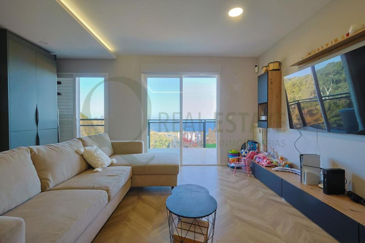 Penthouse sale in  Ático en Calle Castella, Pueblo Español - Coveta Fumá, El Campello, El Campello photo 2