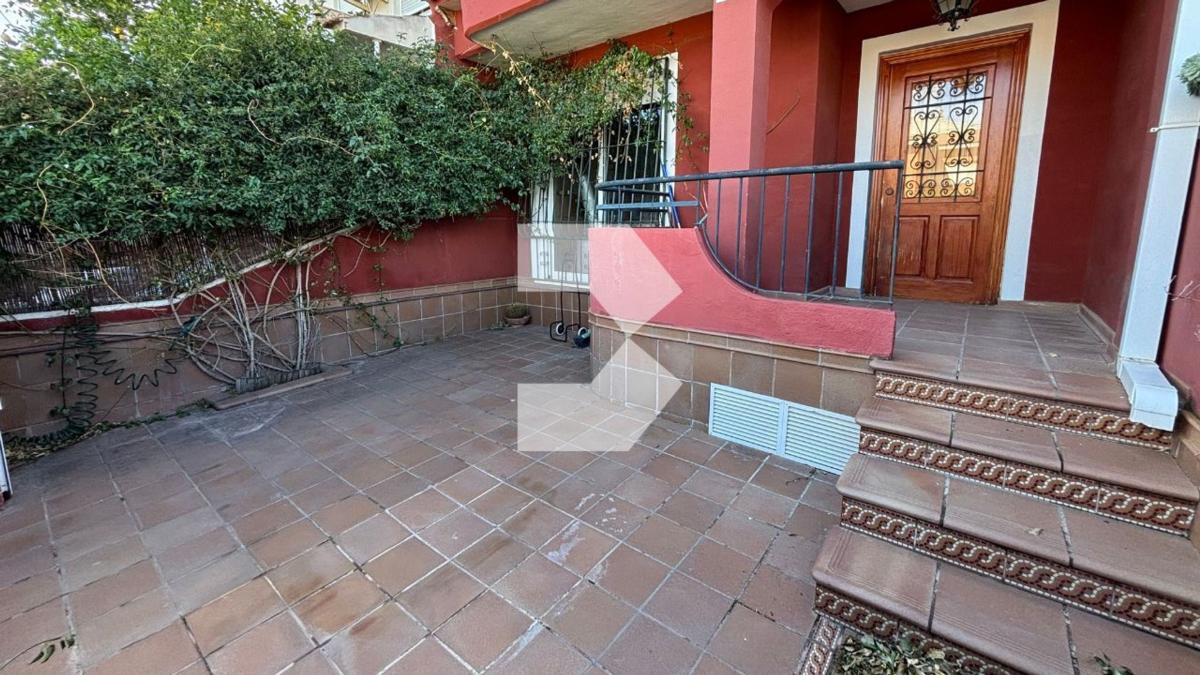 Properties for sale and rent in Spain photo 2