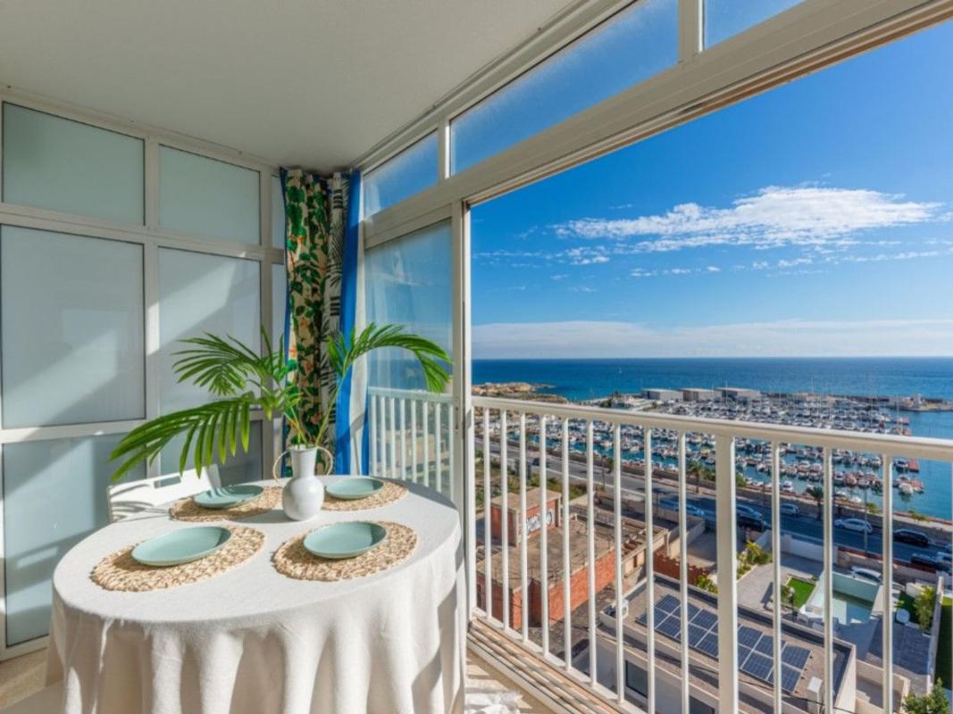 Sale of apartment in Piso en Calle d'Azorín, Campello Playa, El Campello, El Campello
photo 3